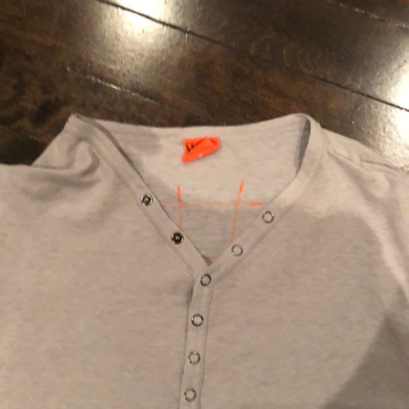 Hugo boss Shirt - Picture 2 of 4